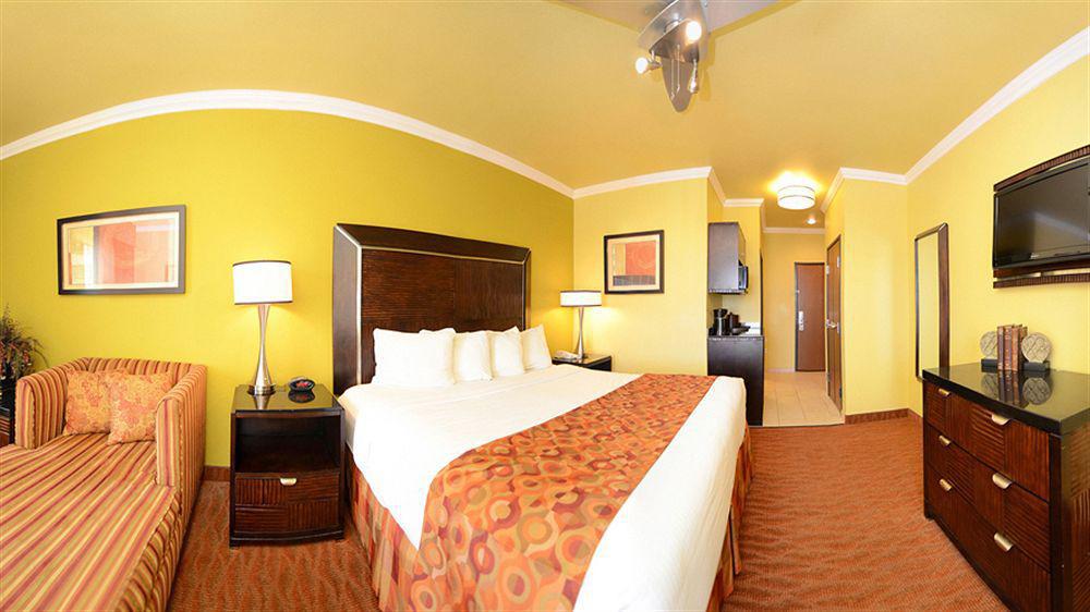 Best Western Plus Christopher Inn And Suites Forney Exterior foto