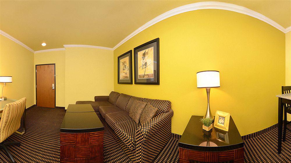 Best Western Plus Christopher Inn And Suites Forney Exterior foto
